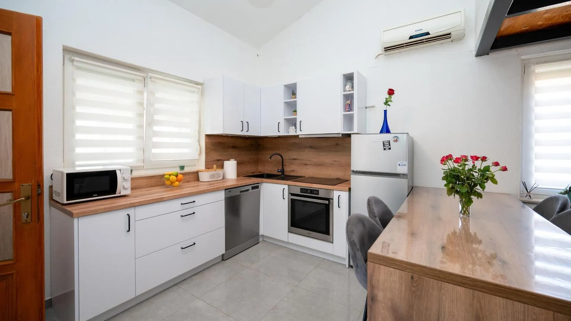 Apartments With A Parking Space Zadar - 22871 Croatia
